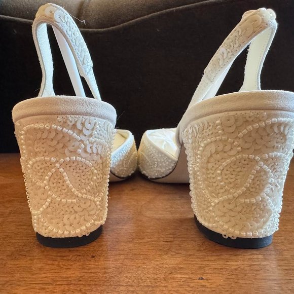 BNWT Rare Chanel White Beaded Pearl Strass Slingback Heels 38 - Picture 5 of 7